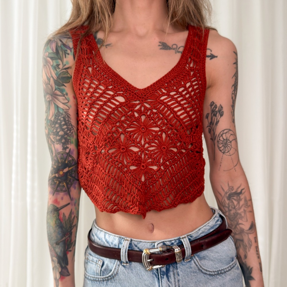 Crochet Floral V-Neck Crop Top in Rust